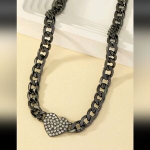 Rhinestone Heart Decor Choker Necklace
